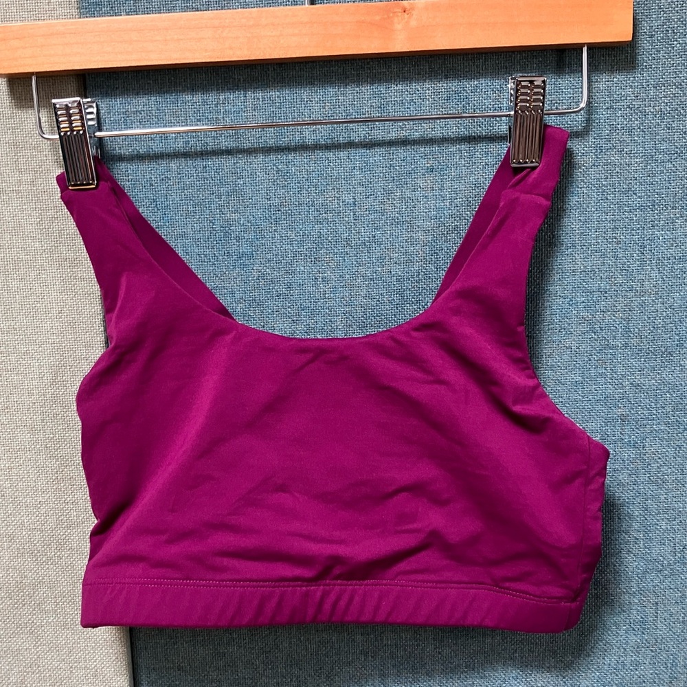 Monteil Magenta Cross Back Sports Bra Small